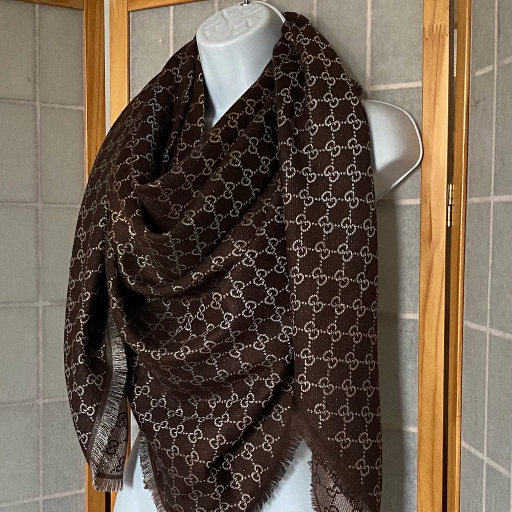 Auth Gucci Scarf Shawl Modal/Silk GG Logo Gradient Colors Small Defect
